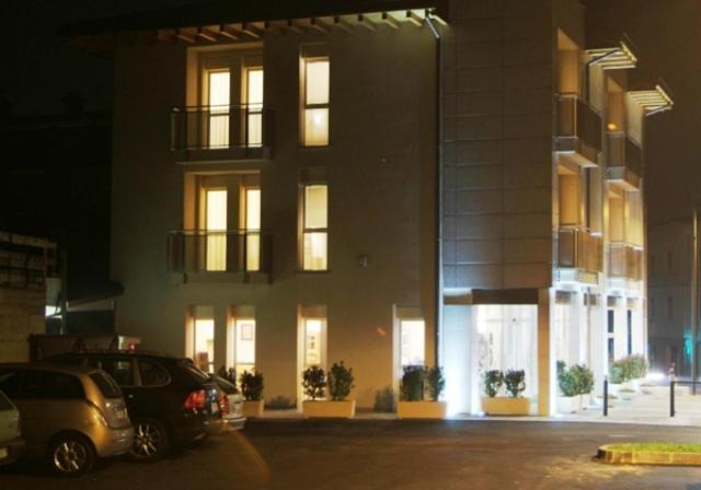 Hotel Piccolo Principe Villongo Exterior photo